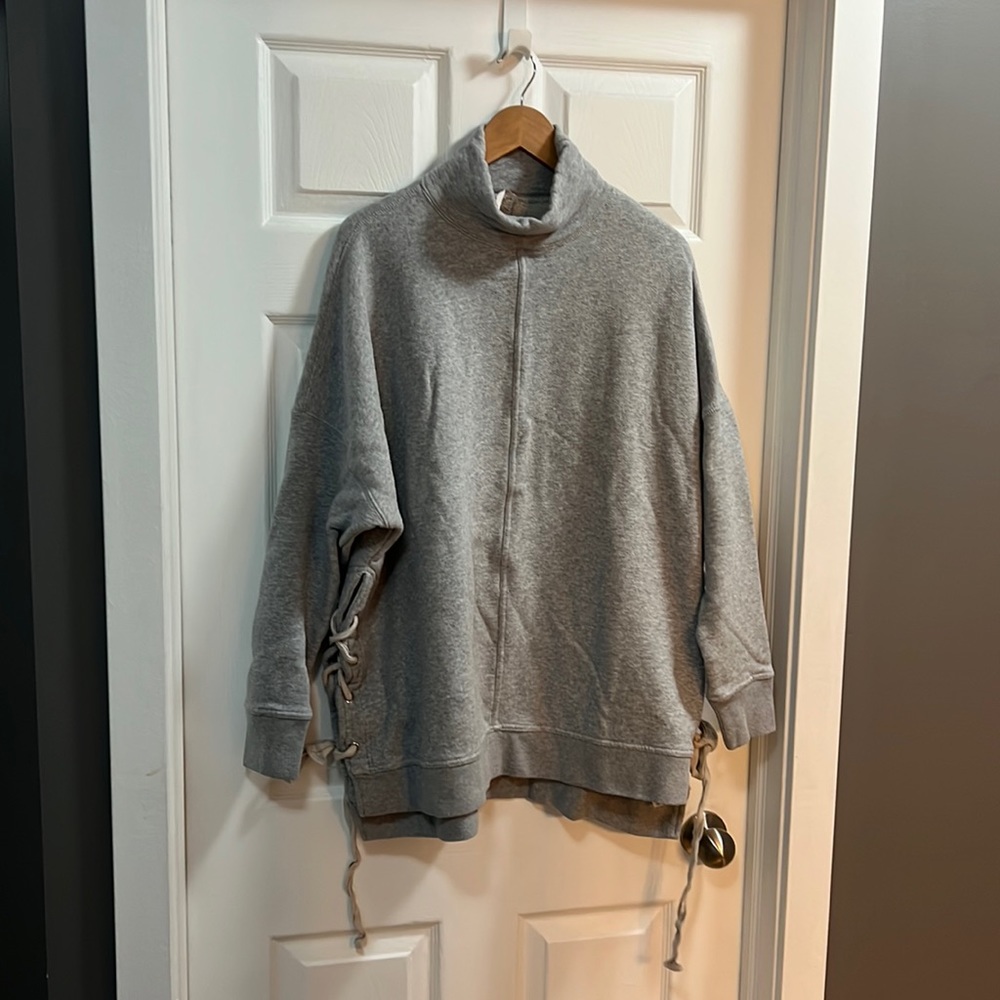 Free people sweatshirt